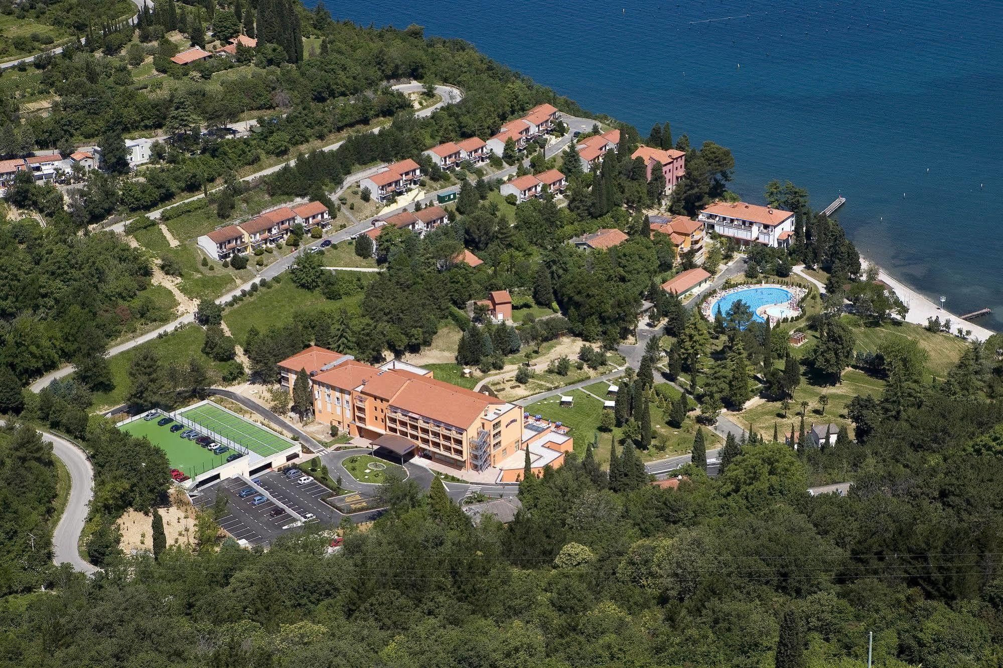 Bioenergy Resort Salinera Hotel Strunjan Exterior photo