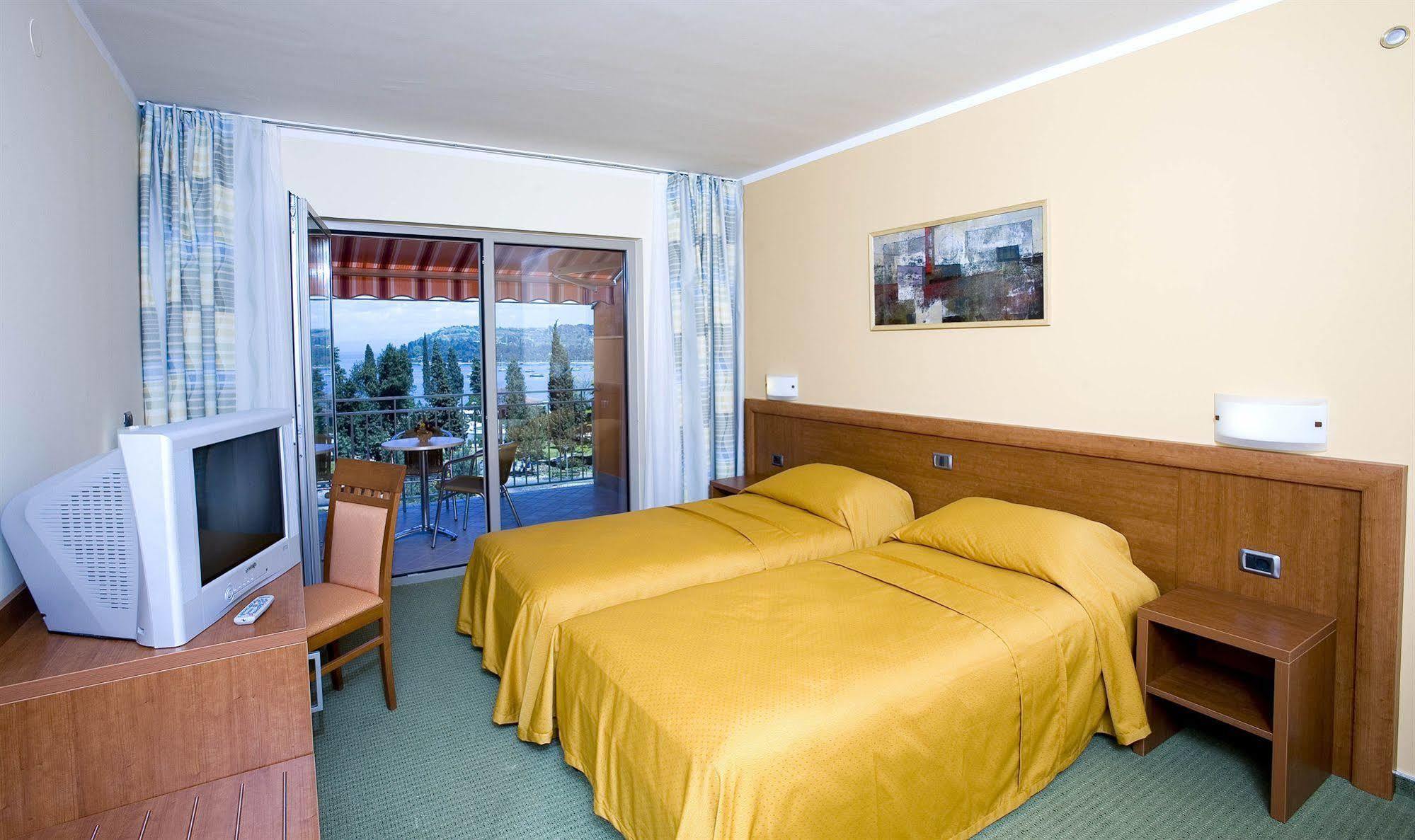 Bioenergy Resort Salinera Hotel Strunjan Exterior photo
